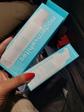 Set Of Modern Whites Refresh Mouthwash And Foaming Toothpaste Icy Mint
